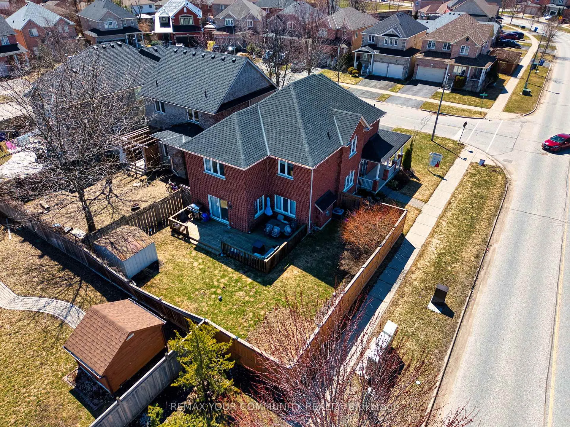 Photo 38 of 2 Laurelbank Crescent, Georgina, Keswick North — HOMEH