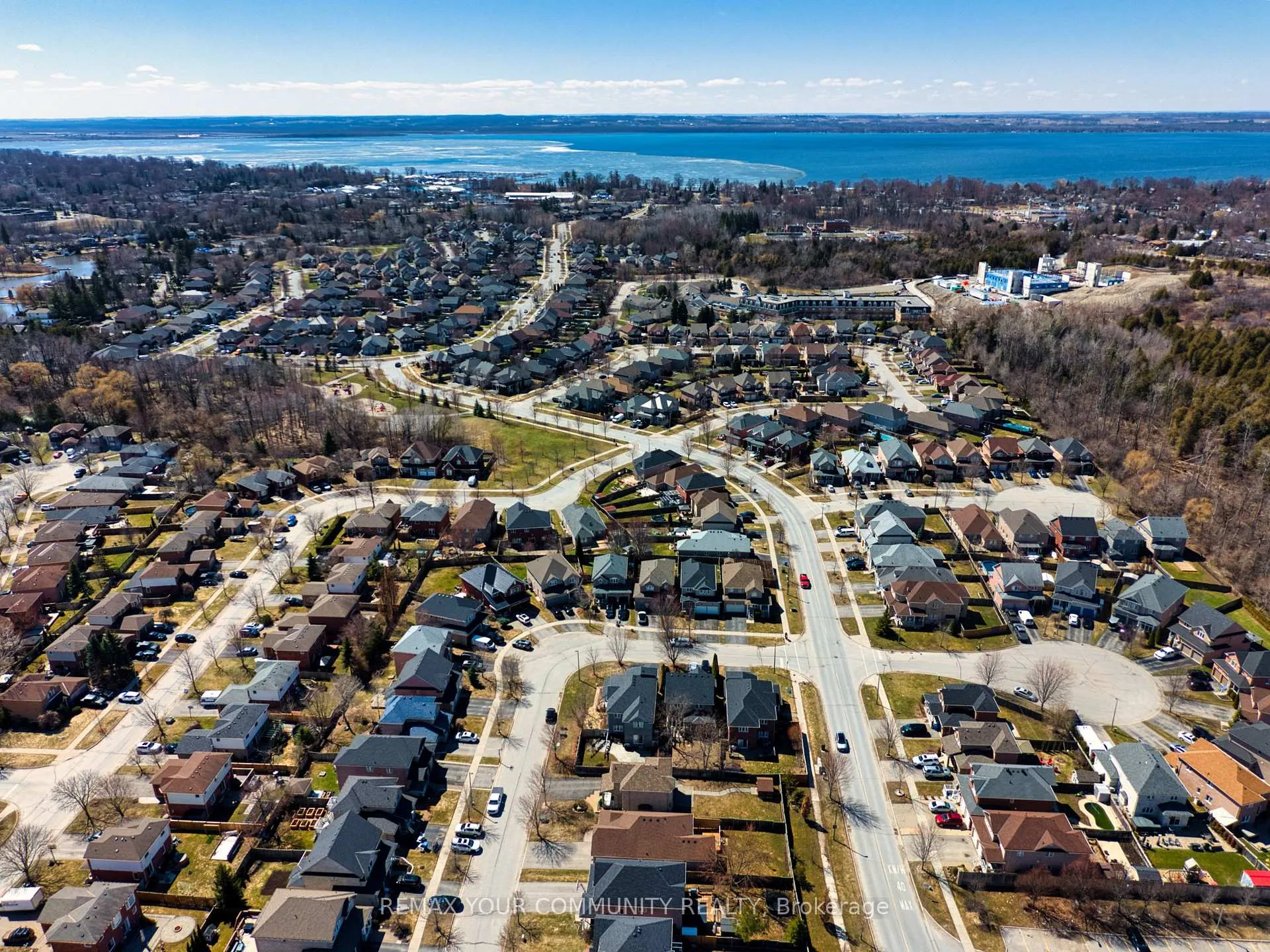 Photo 44 of 2 Laurelbank Crescent, Georgina, Keswick North — HOMEH