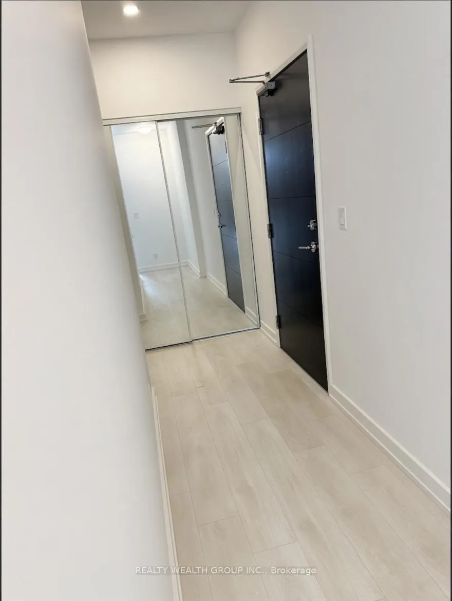 Photo 4 of Unit 1609, 75 James Street, Hamilton, Corktown — HOMEH