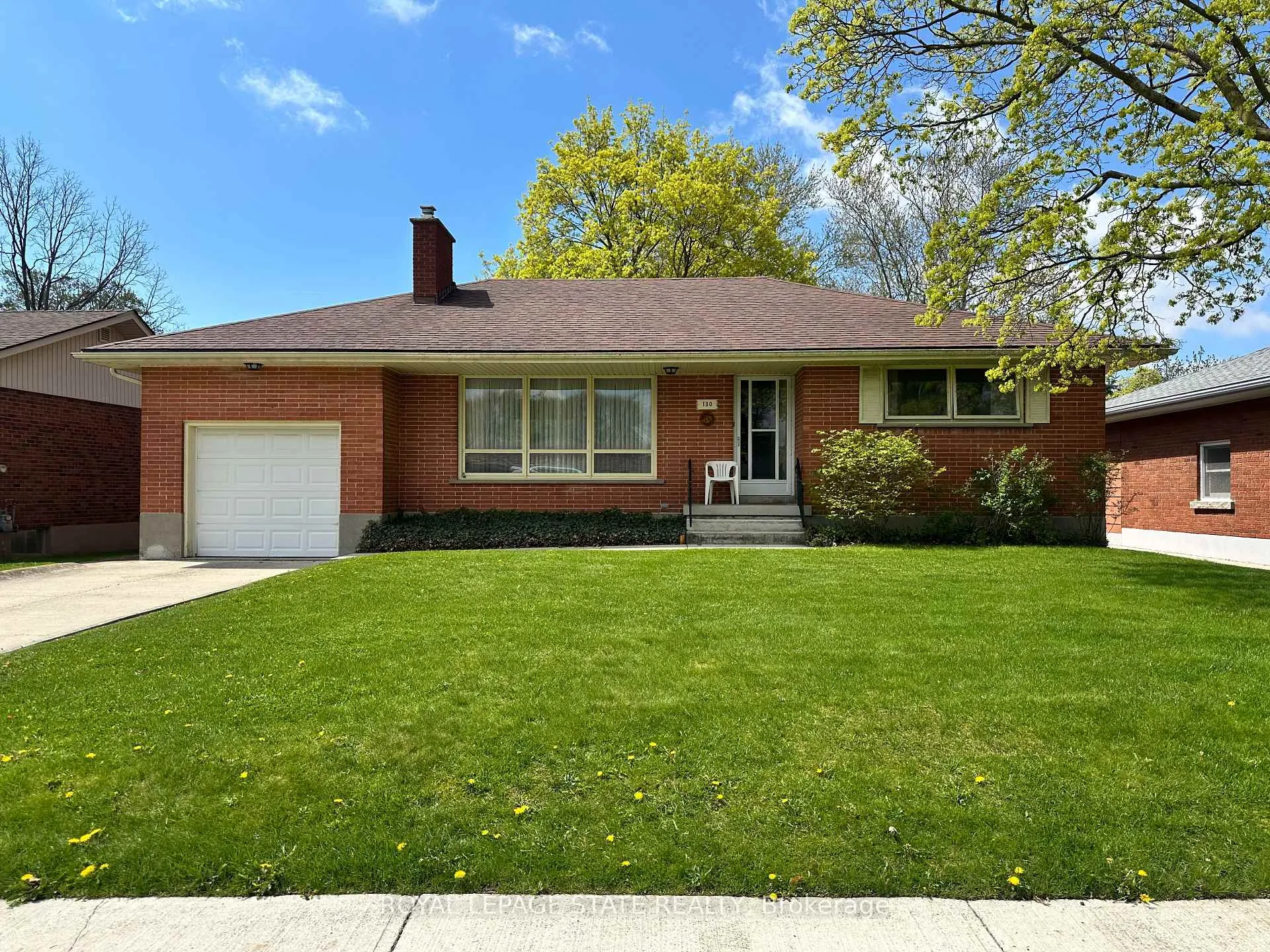 Photo 2 of 130 Gardiner Avenue E, Haldimand, Dunnville — HOMEH