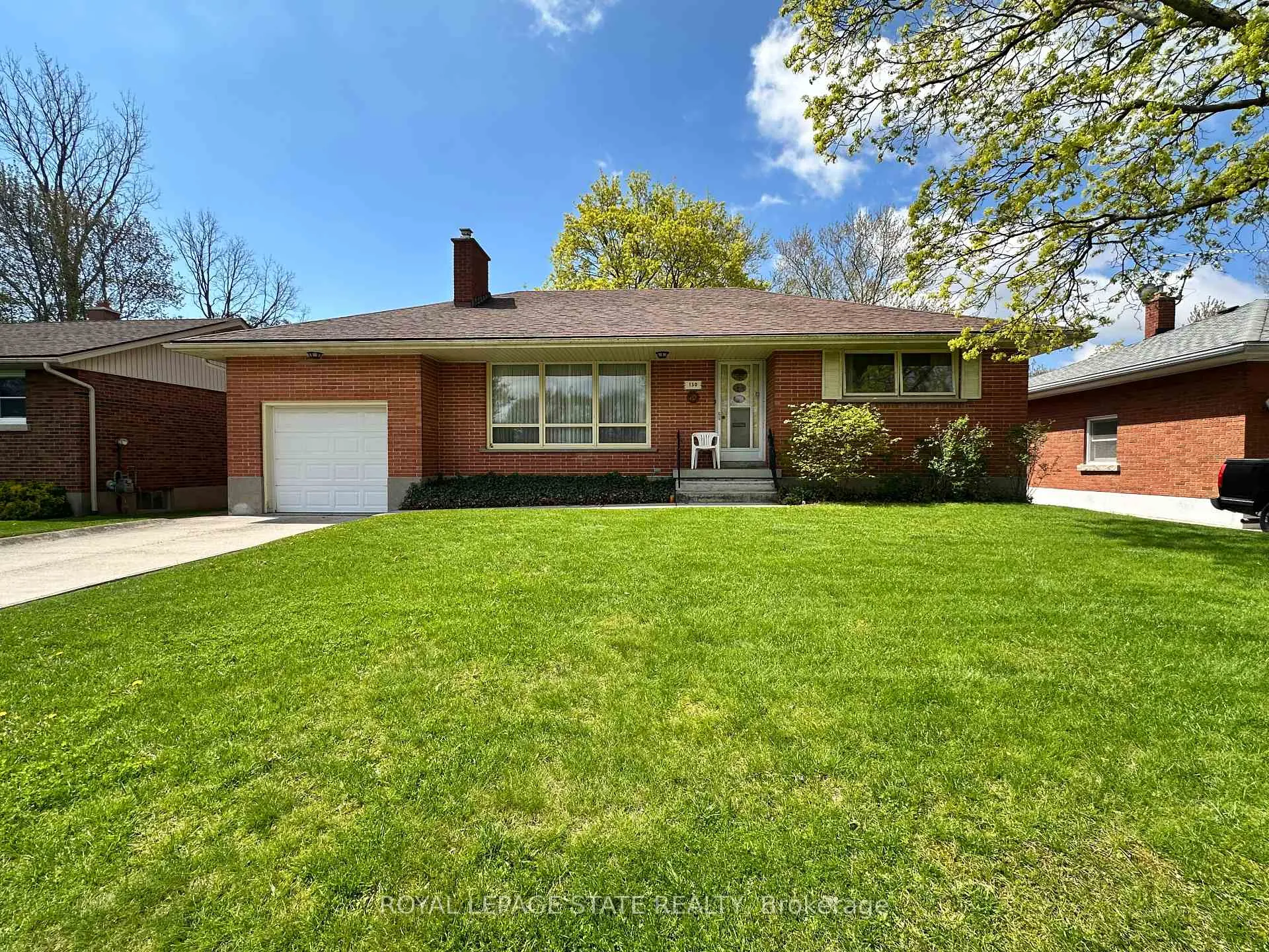 Photo 4 of 130 Gardiner Avenue E, Haldimand, Dunnville — HOMEH