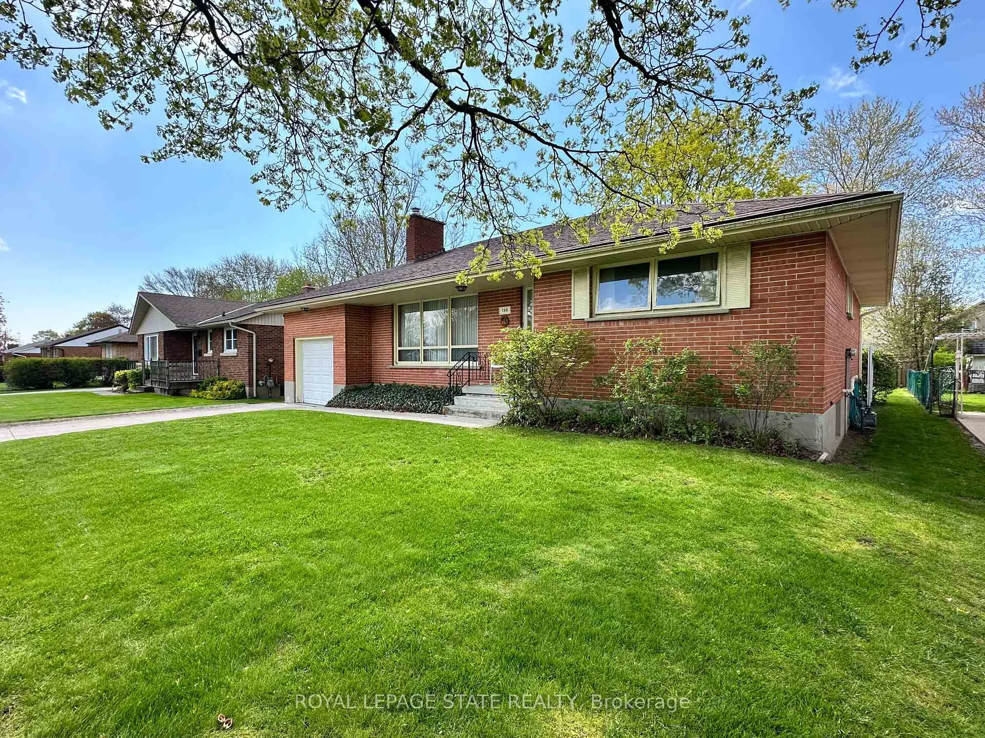 Photo 6 of 130 Gardiner Avenue E, Haldimand, Dunnville — HOMEH