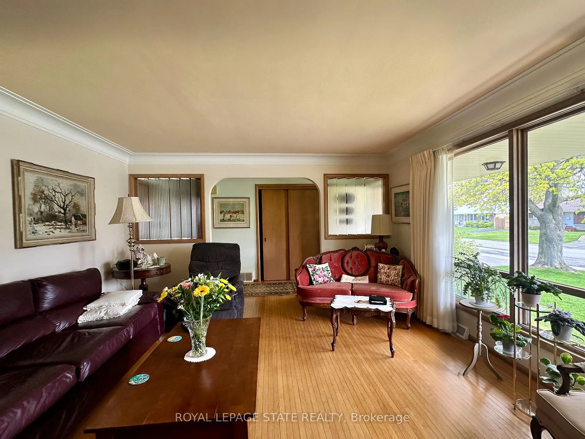 Photo 12 of 130 Gardiner Avenue E, Haldimand, Dunnville — HOMEH