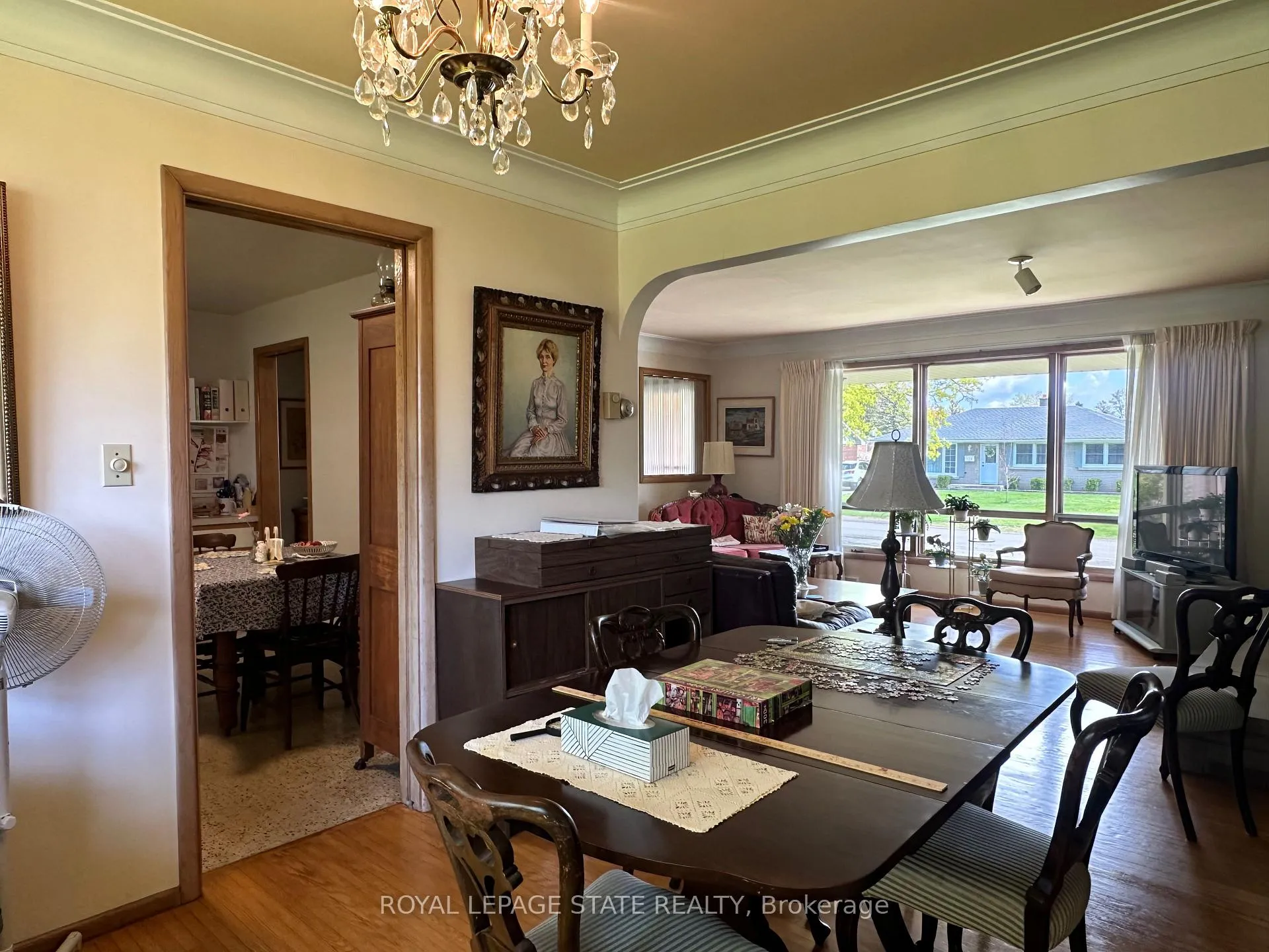 Photo 15 of 130 Gardiner Avenue E, Haldimand, Dunnville — HOMEH