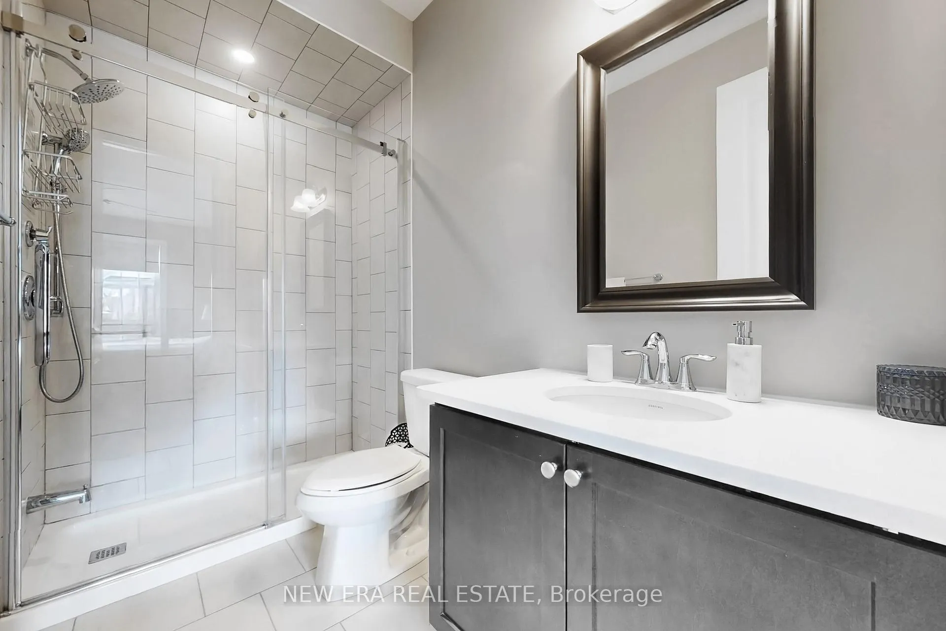 Photo 22 of 19 Hugh Mccutcheon Way, Vaughan, Kleinburg — HOMEH