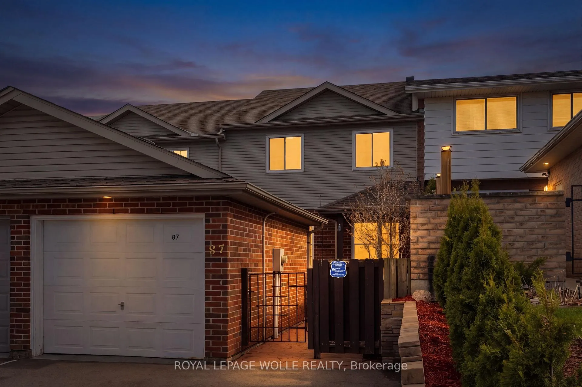 Photo 1 of 87 Ralgreen Crescent, Waterloo — HOMEH