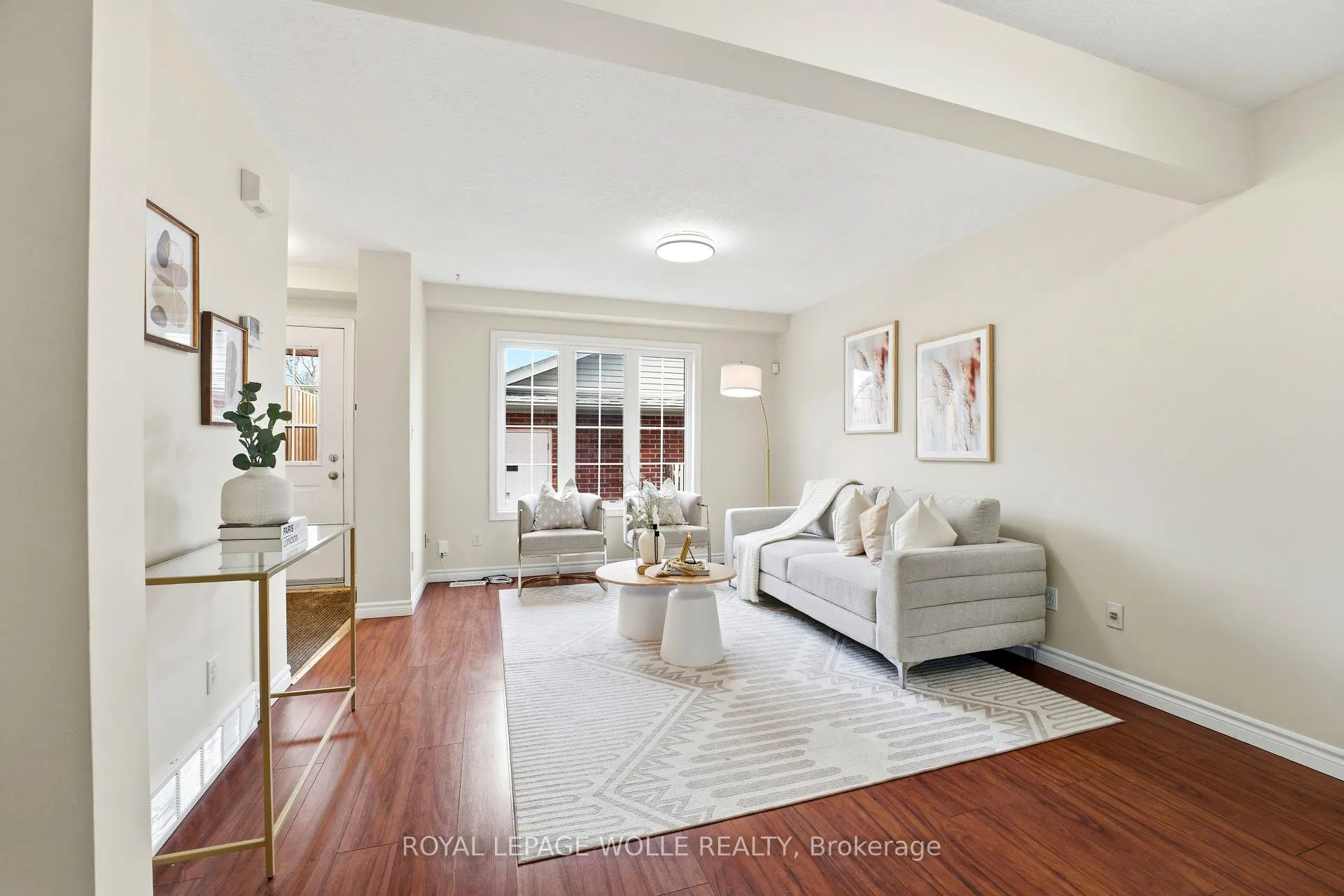 Photo 6 of 87 Ralgreen Crescent, Waterloo — HOMEH