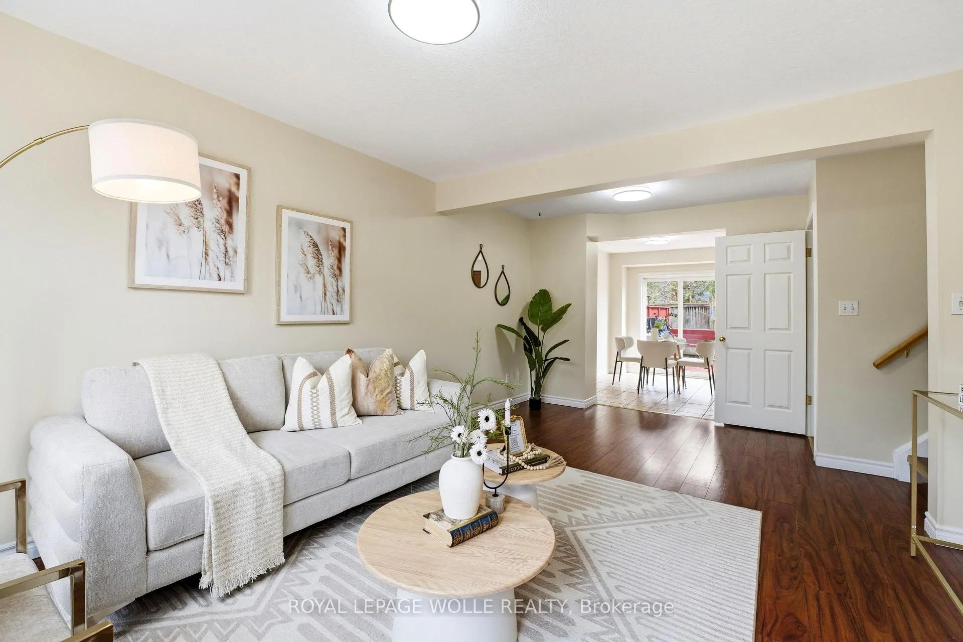 Photo 7 of 87 Ralgreen Crescent, Waterloo — HOMEH