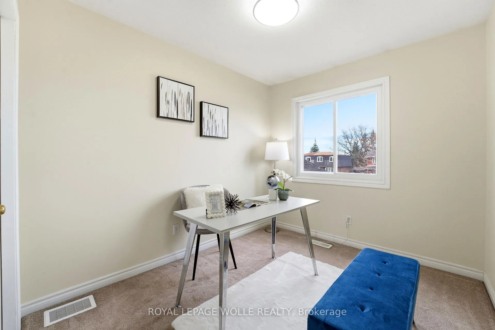 Photo 16 of 87 Ralgreen Crescent, Waterloo — HOMEH