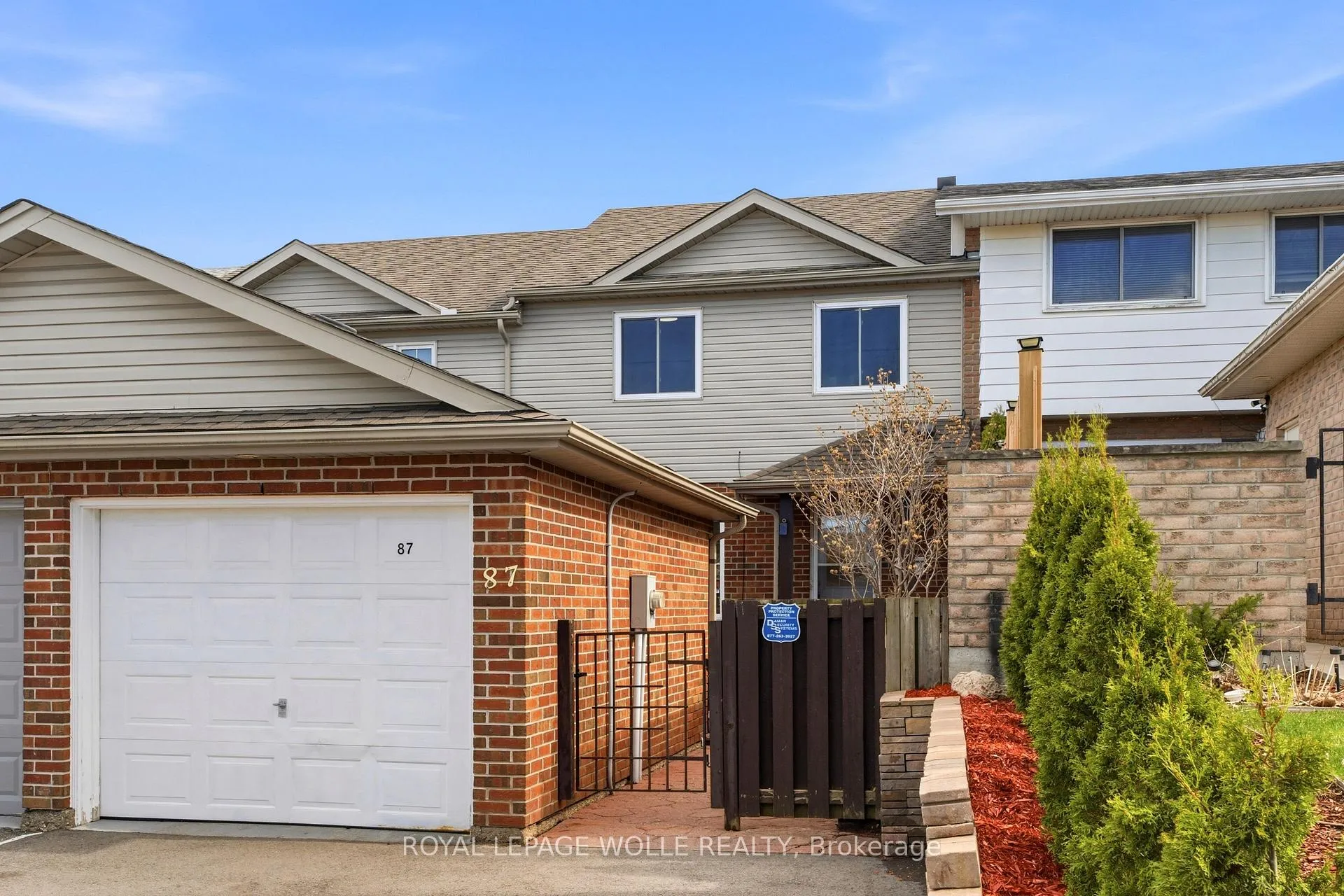 Photo 36 of 87 Ralgreen Crescent, Waterloo — HOMEH