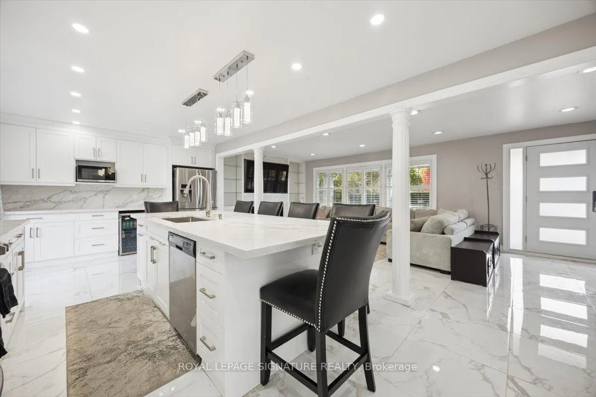 Photo 4 of 10 Tyler Street, Clarington, Rural Clarington — HOMEH