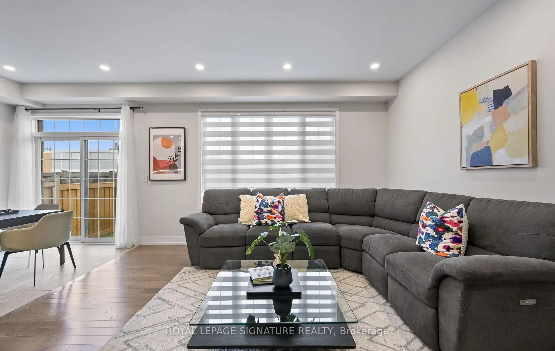 Photo 10 of 12 Avonmore Trail, Vaughan, Patterson — HOMEH