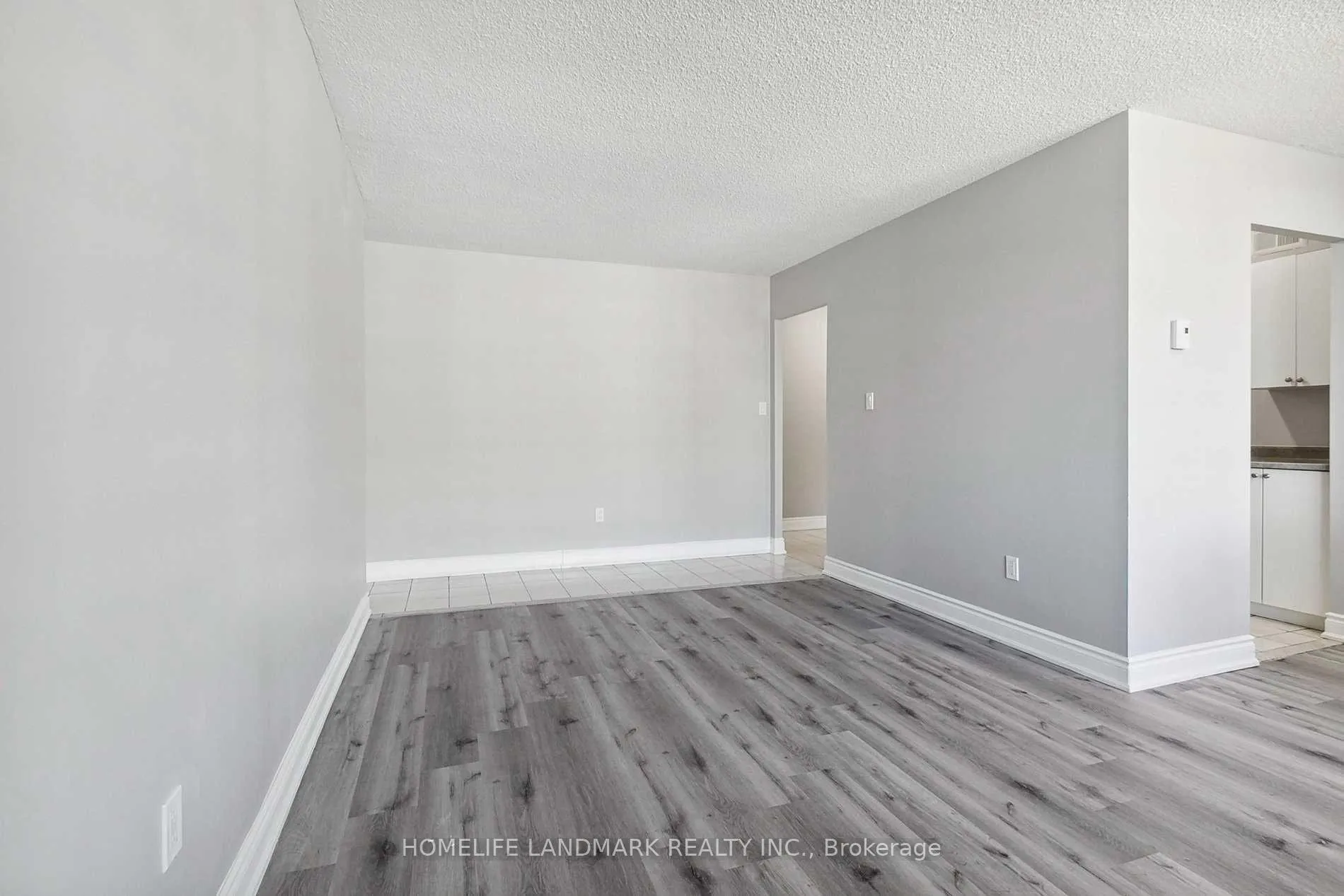 Front of Unit 1006, 1250 Bridletowne Circle