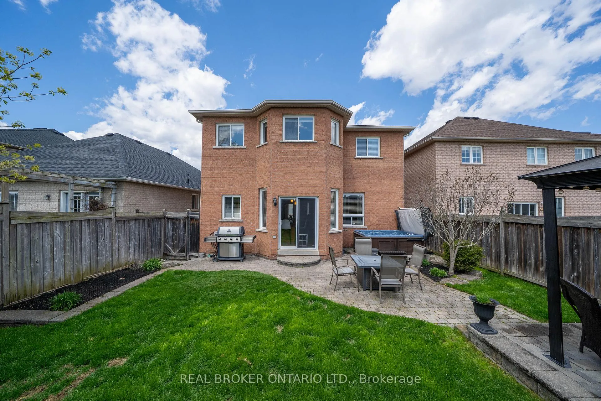Photo 38 of 217 Ellis Crescent, Milton, Dempsey — HOMEH