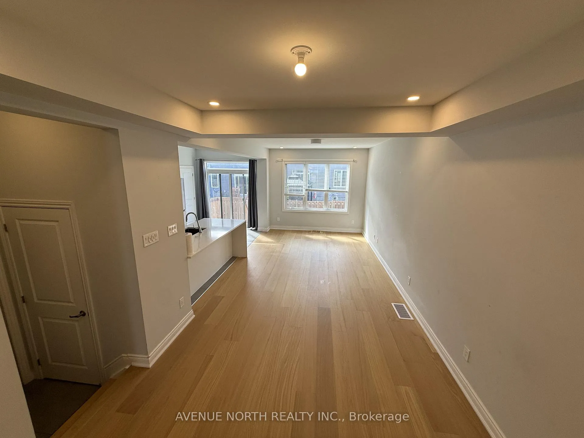 Photo 6 of 569 Rye Grass Way, Ottawa, Barrhaven - Half Moon Bay — HOMEH