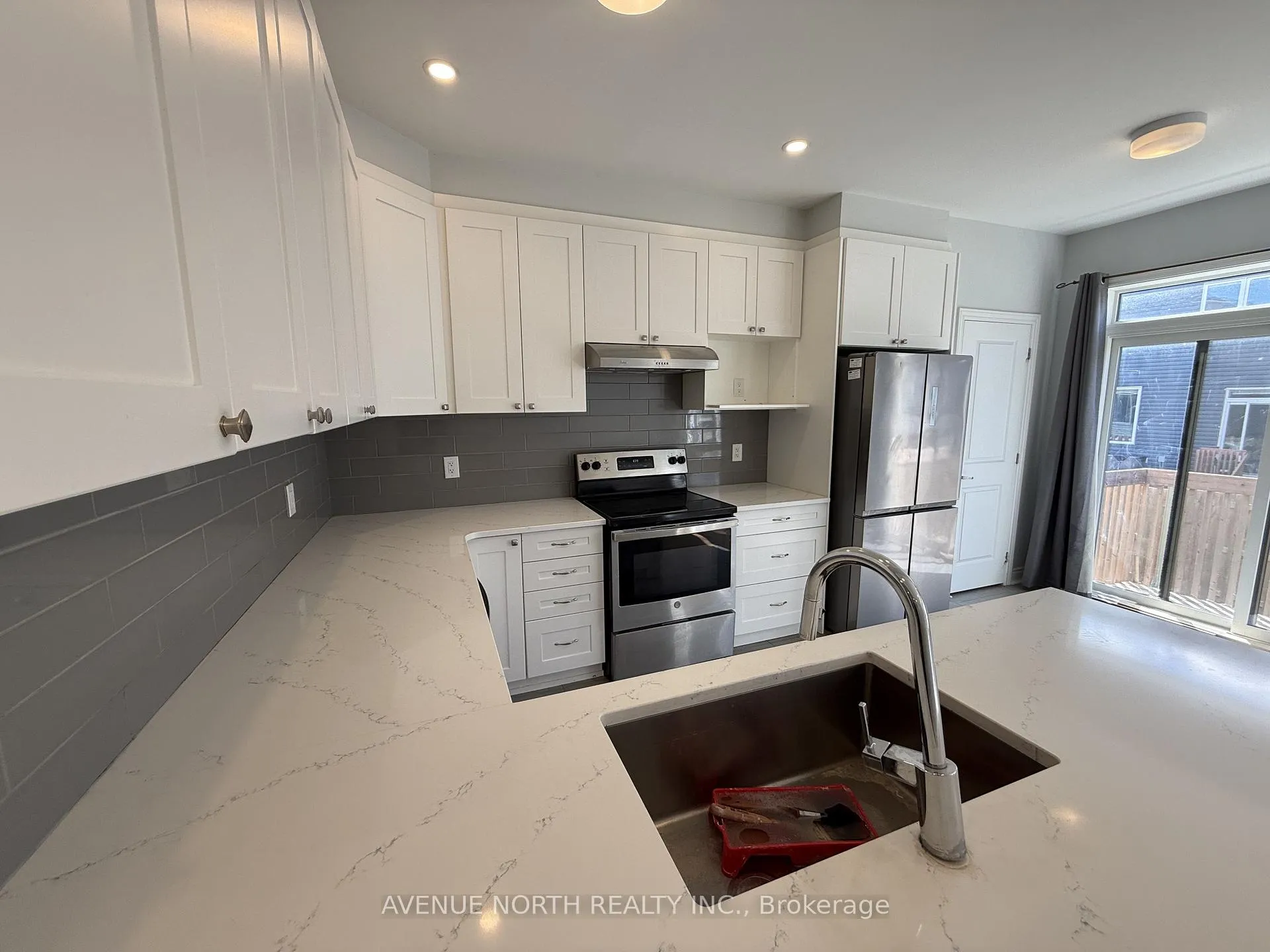 Photo 11 of 569 Rye Grass Way, Ottawa, Barrhaven - Half Moon Bay — HOMEH