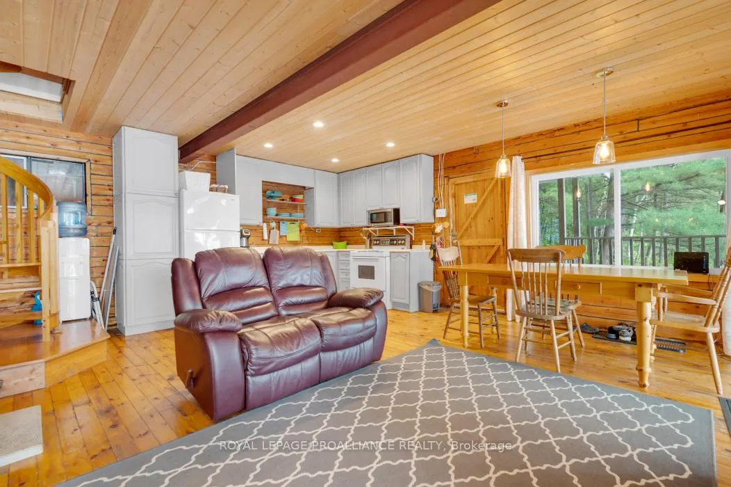 Photo 7 of 10520 Mazinaw Lake Access, Frontenac, Frontenac North — HOMEH