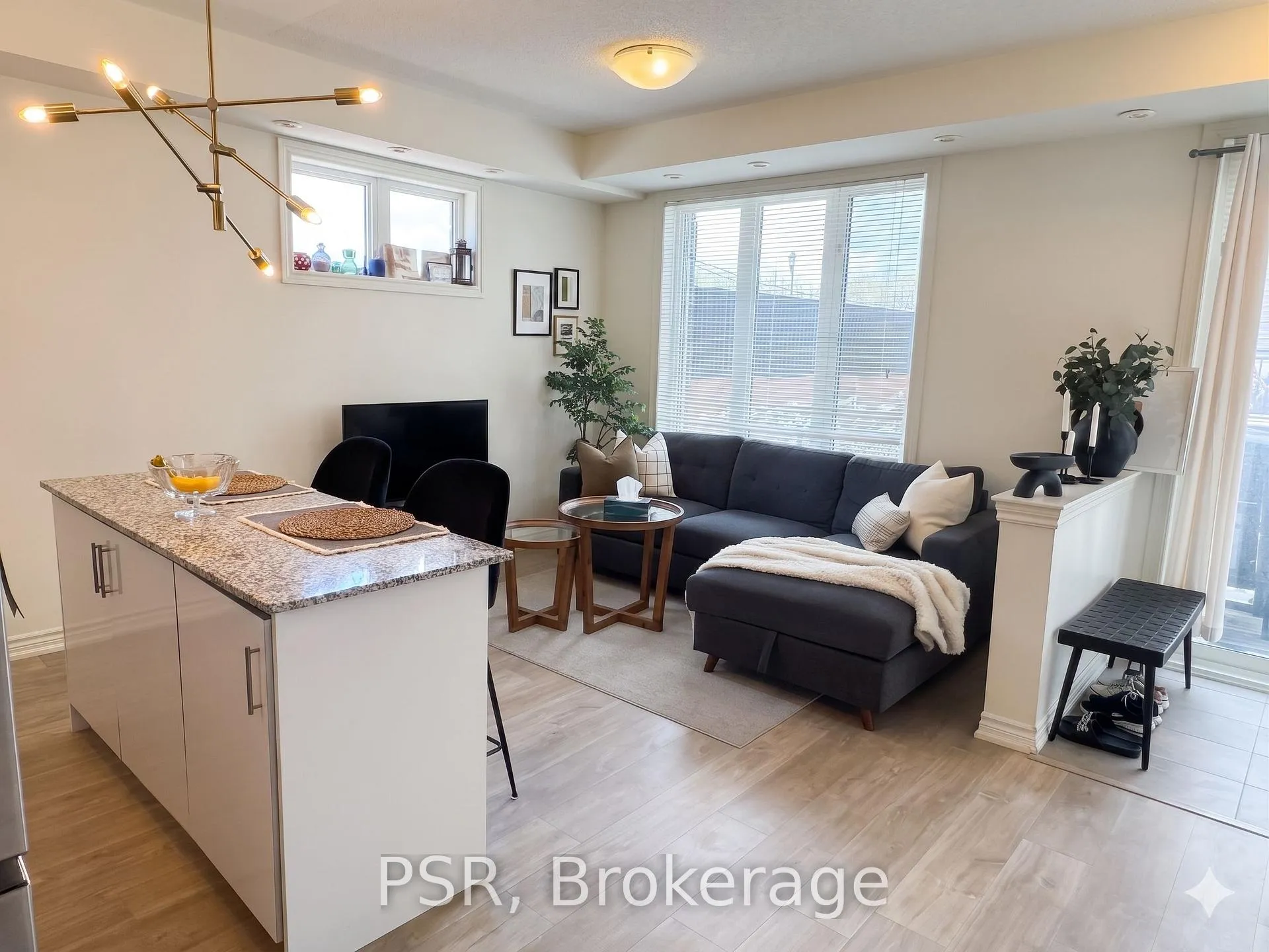 Photo 6 of Unit #2, 120 Long Branch Avenue, Etobicoke, Long Branch — HOMEH