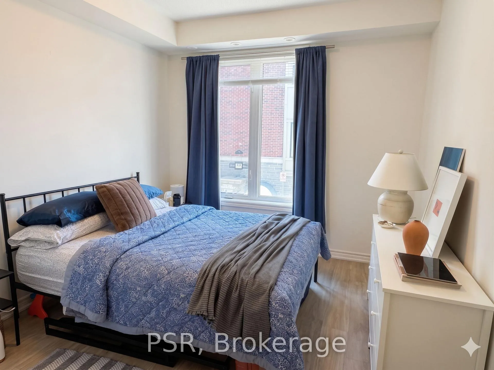 Photo 14 of Unit #2, 120 Long Branch Avenue, Etobicoke, Long Branch — HOMEH