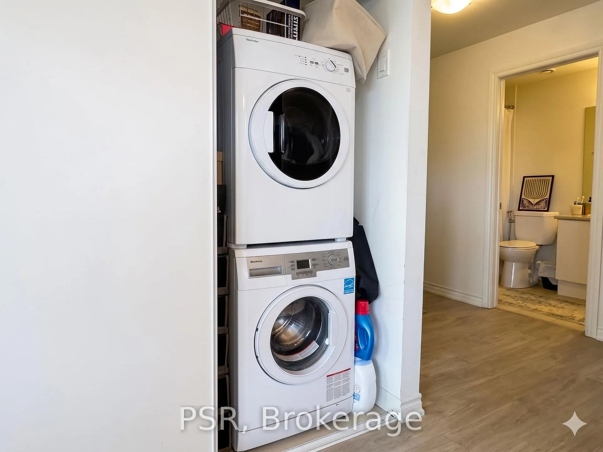 Photo 16 of Unit #2, 120 Long Branch Avenue, Etobicoke, Long Branch — HOMEH