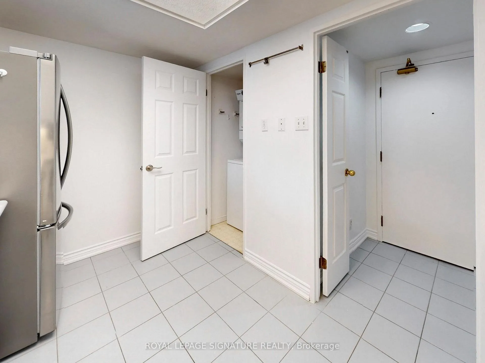 Photo 16 of Unit 303, 6 Humberline Drive, Etobicoke, West Humber-Clairville — HOMEH