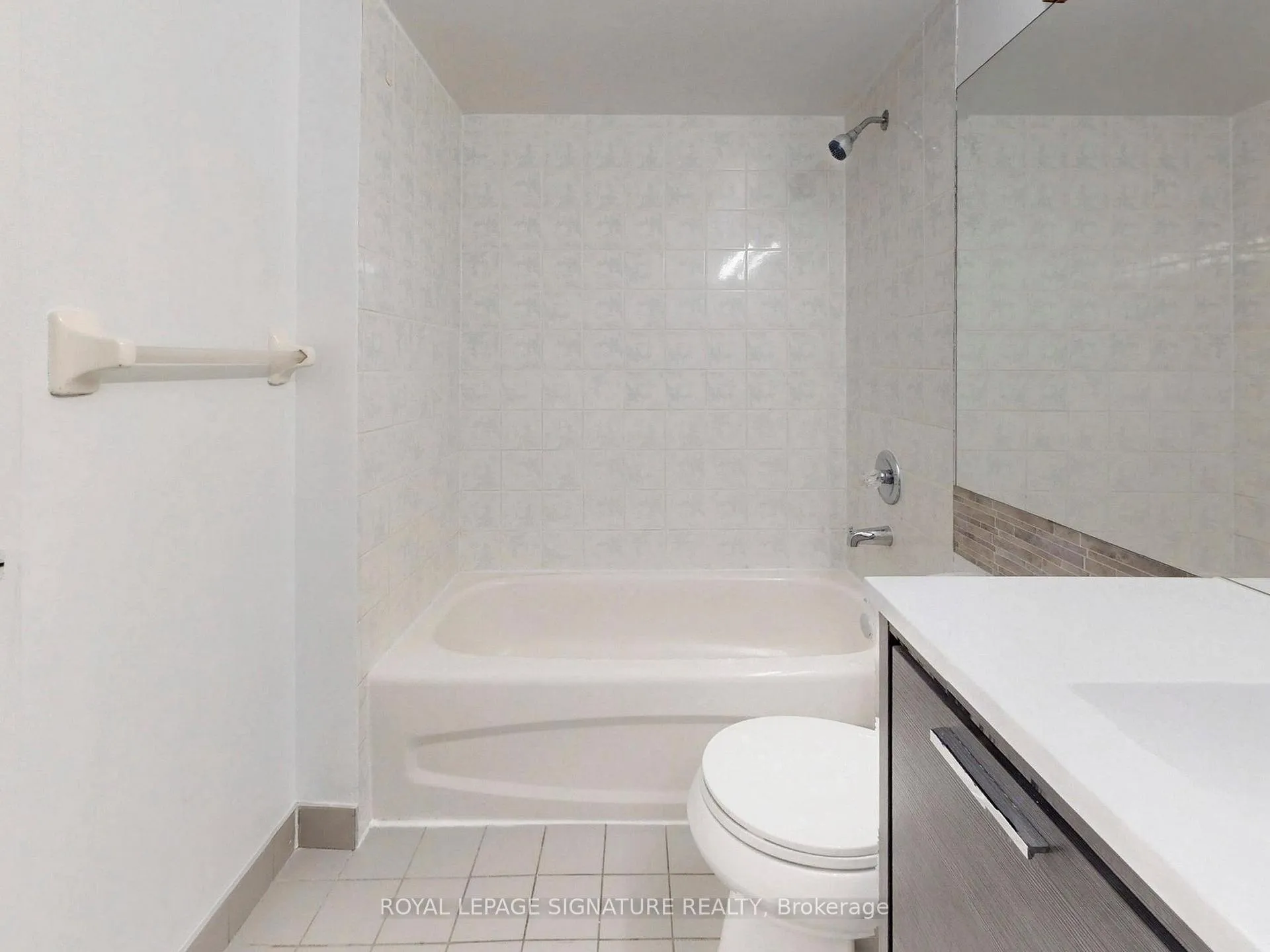 Photo 21 of Unit 303, 6 Humberline Drive, Etobicoke, West Humber-Clairville — HOMEH