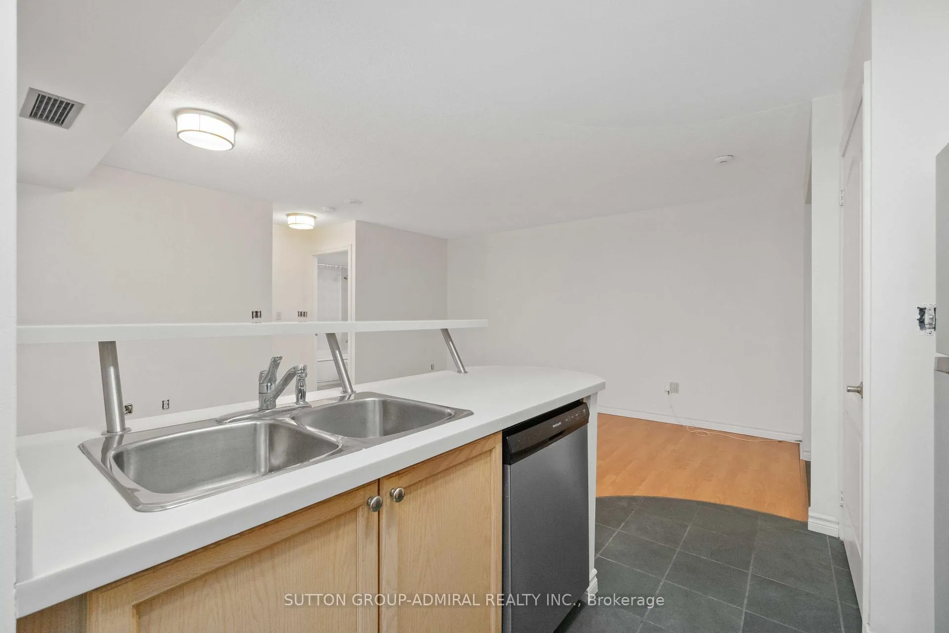 Photo 2 of Unit 601, 30 Hayden Street, Toronto, Church-Yonge Corridor — HOMEH