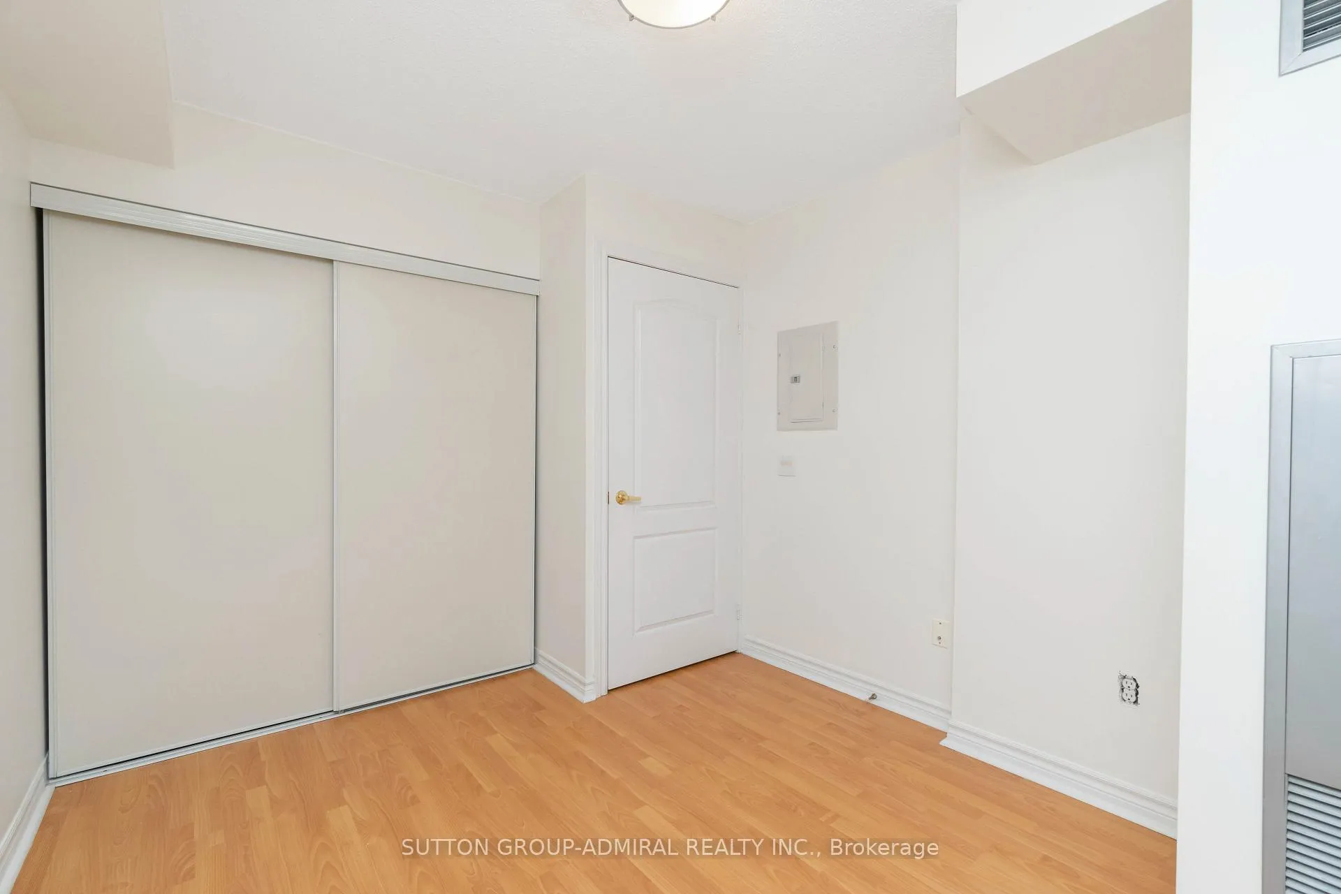 Photo 8 of Unit 601, 30 Hayden Street, Toronto, Church-Yonge Corridor — HOMEH