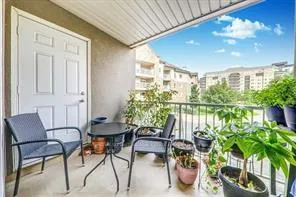 Photo 4 of Unit 3210, 4 Dayspring Circle Drive, Brampton, Goreway Drive Corridor — HOMEH