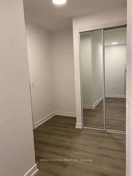 Photo 8 of Unit 3705, 39 Roehampton Avenue, Toronto, Mount Pleasant West — HOMEH
