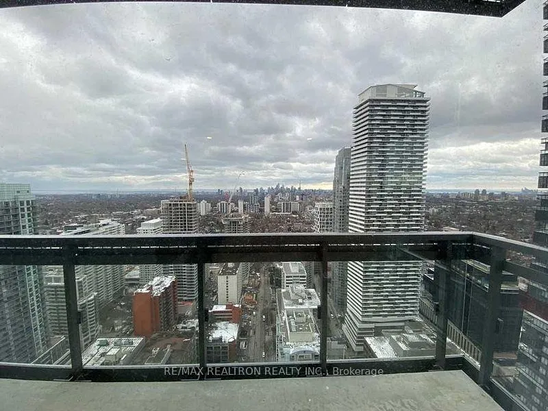 Photo 21 of Unit 3705, 39 Roehampton Avenue, Toronto, Mount Pleasant West — HOMEH
