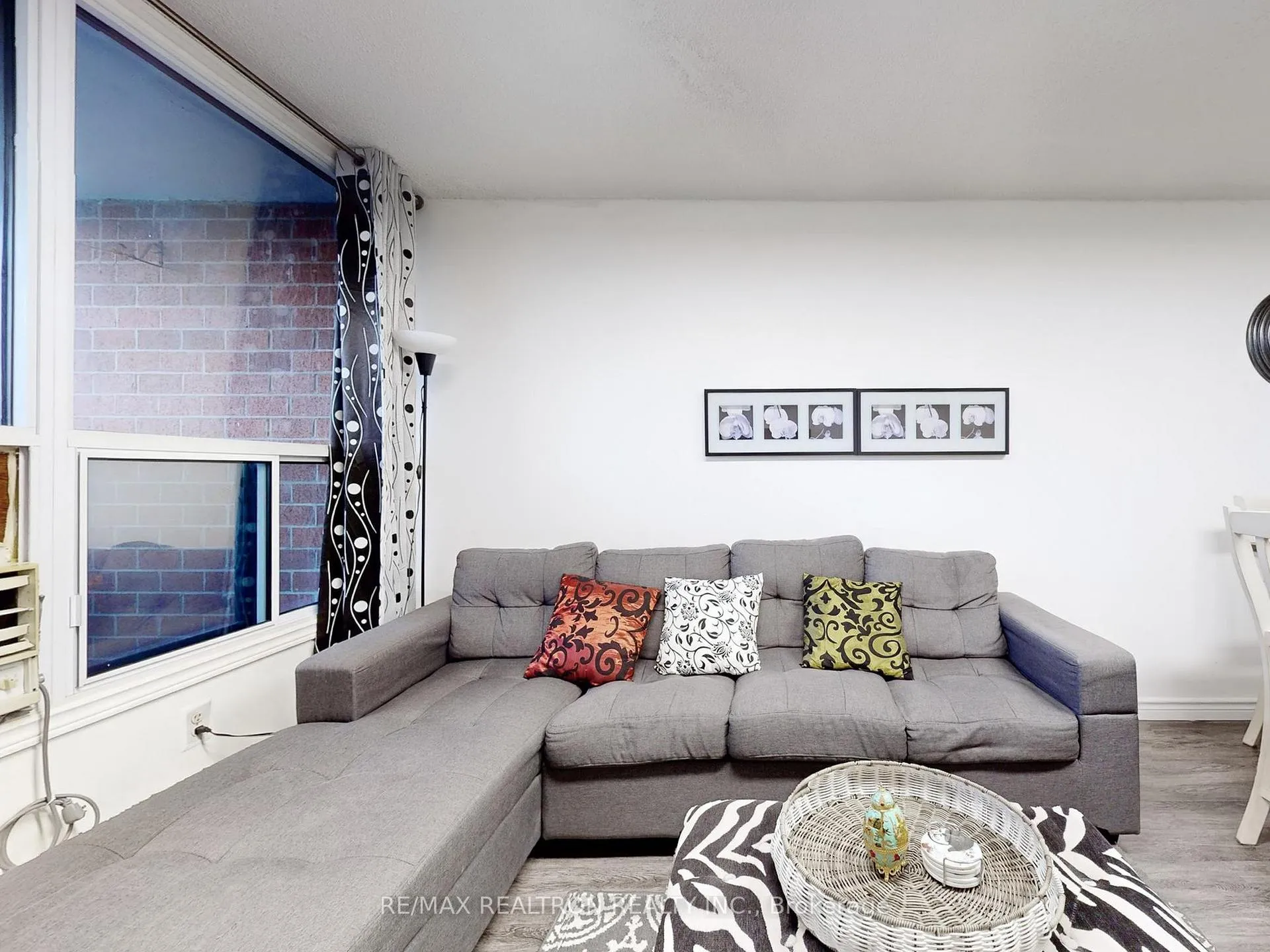 Photo 8 of Unit 312, 150 Leeward Glenway, Toronto, Flemingdon Park — HOMEH