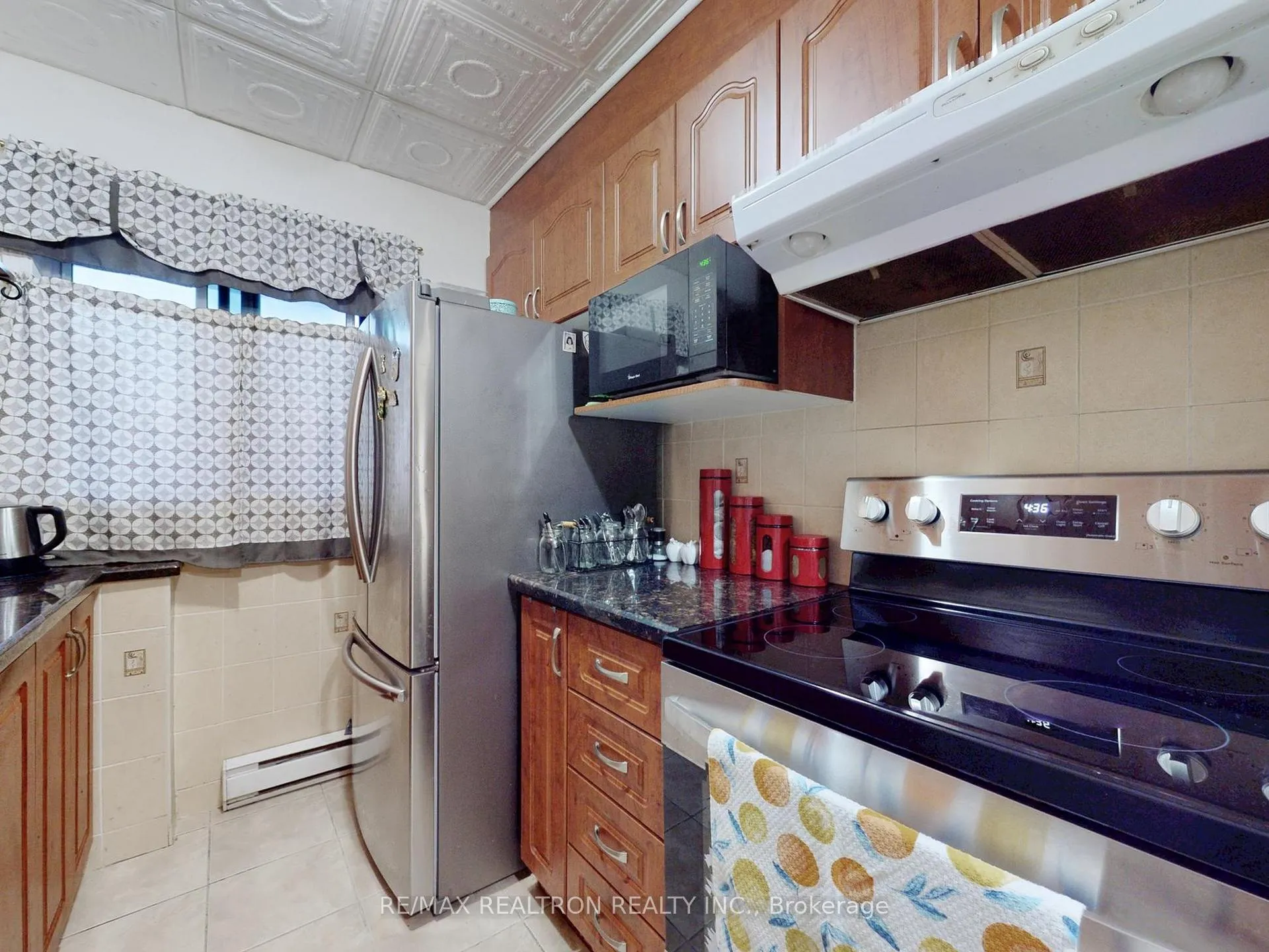 Photo 14 of Unit 312, 150 Leeward Glenway, Toronto, Flemingdon Park — HOMEH