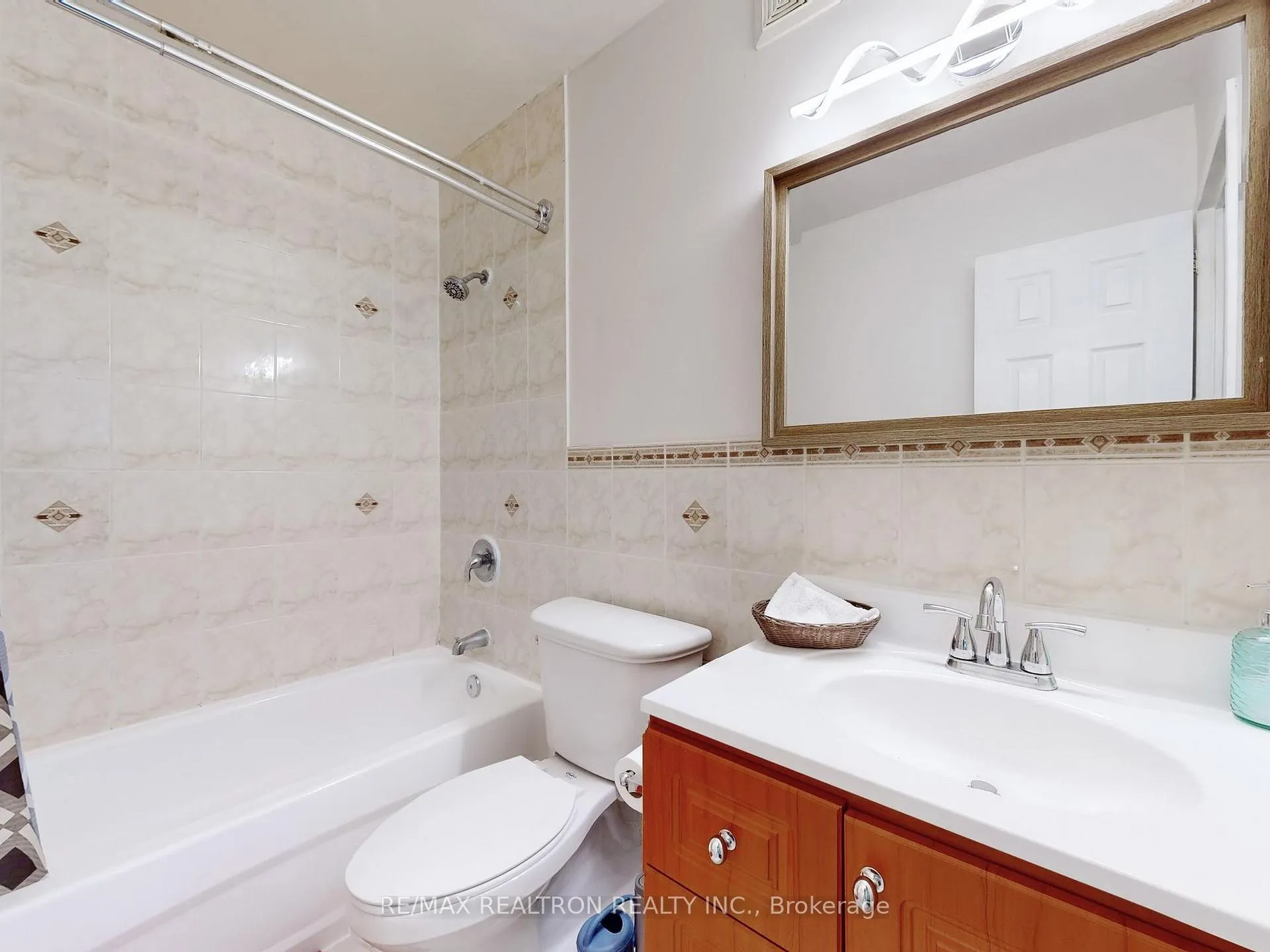 Photo 32 of Unit 312, 150 Leeward Glenway, Toronto, Flemingdon Park — HOMEH