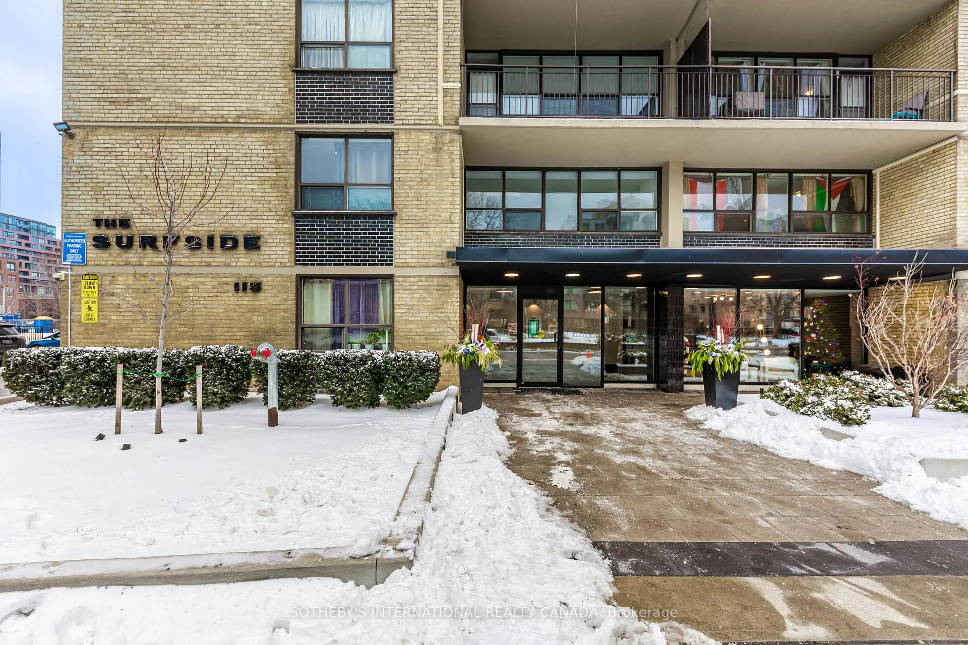 Photo 3 of Unit N0106, 135 Tyndall Avenue, Toronto, South Parkdale — HOMEH