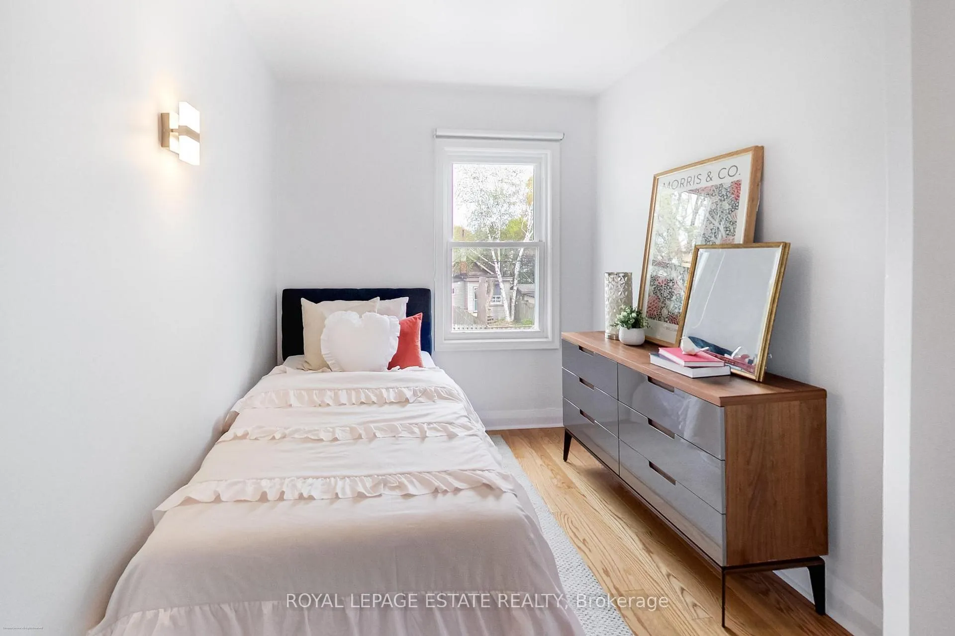 Photo 14 of 145 Hillingdon Avenue, Toronto, Woodbine Corridor — HOMEH