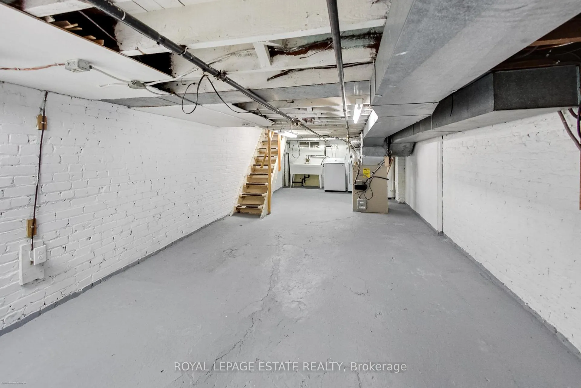 Photo 21 of 145 Hillingdon Avenue, Toronto, Woodbine Corridor — HOMEH