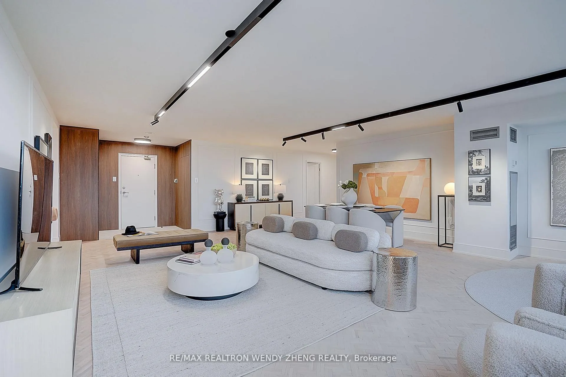 Photo 2 of Unit 608, 1 Clark Avenue W, Vaughan, Crestwood-Springfarm-Yorkhill — HOMEH