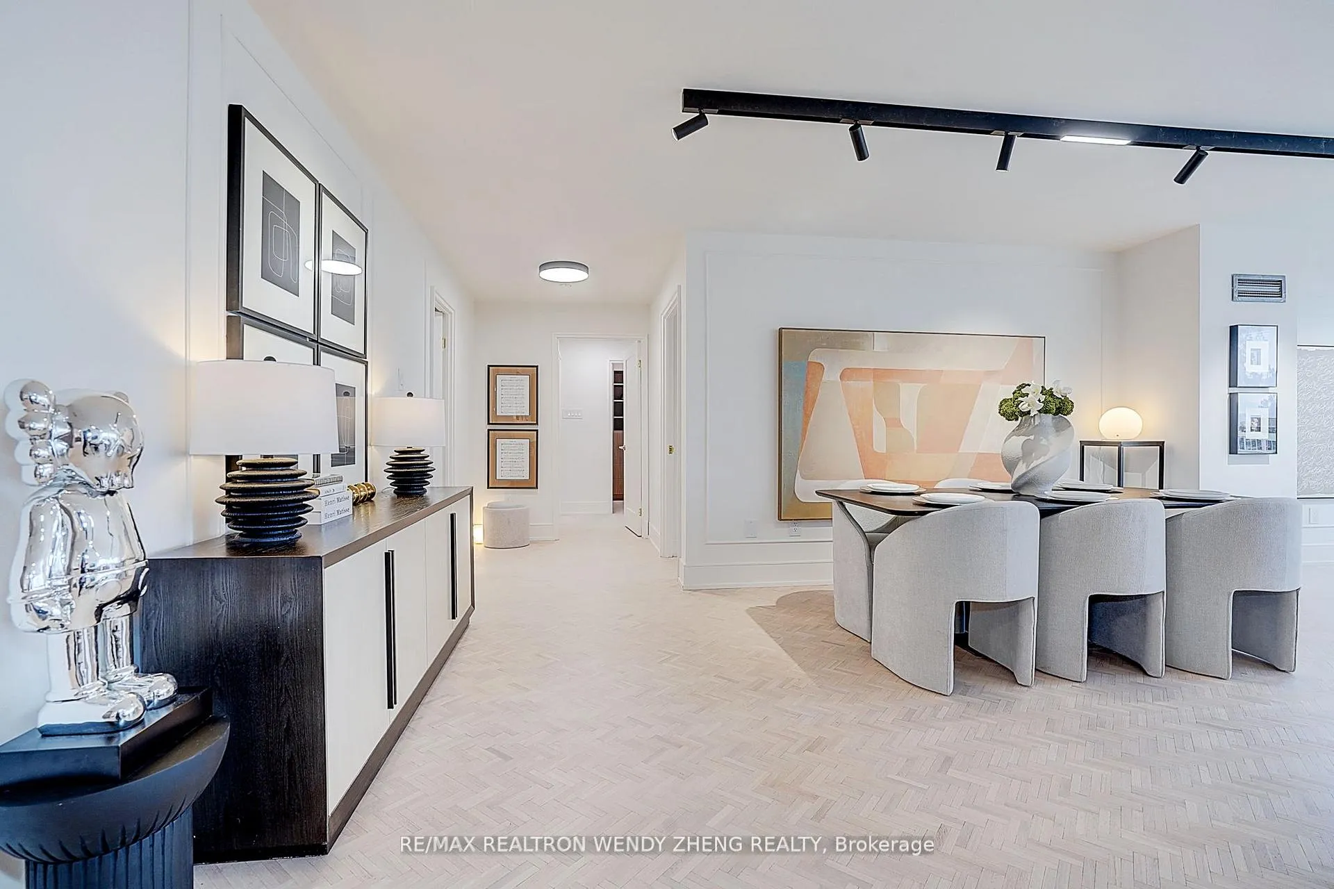 Photo 11 of Unit 608, 1 Clark Avenue W, Vaughan, Crestwood-Springfarm-Yorkhill — HOMEH