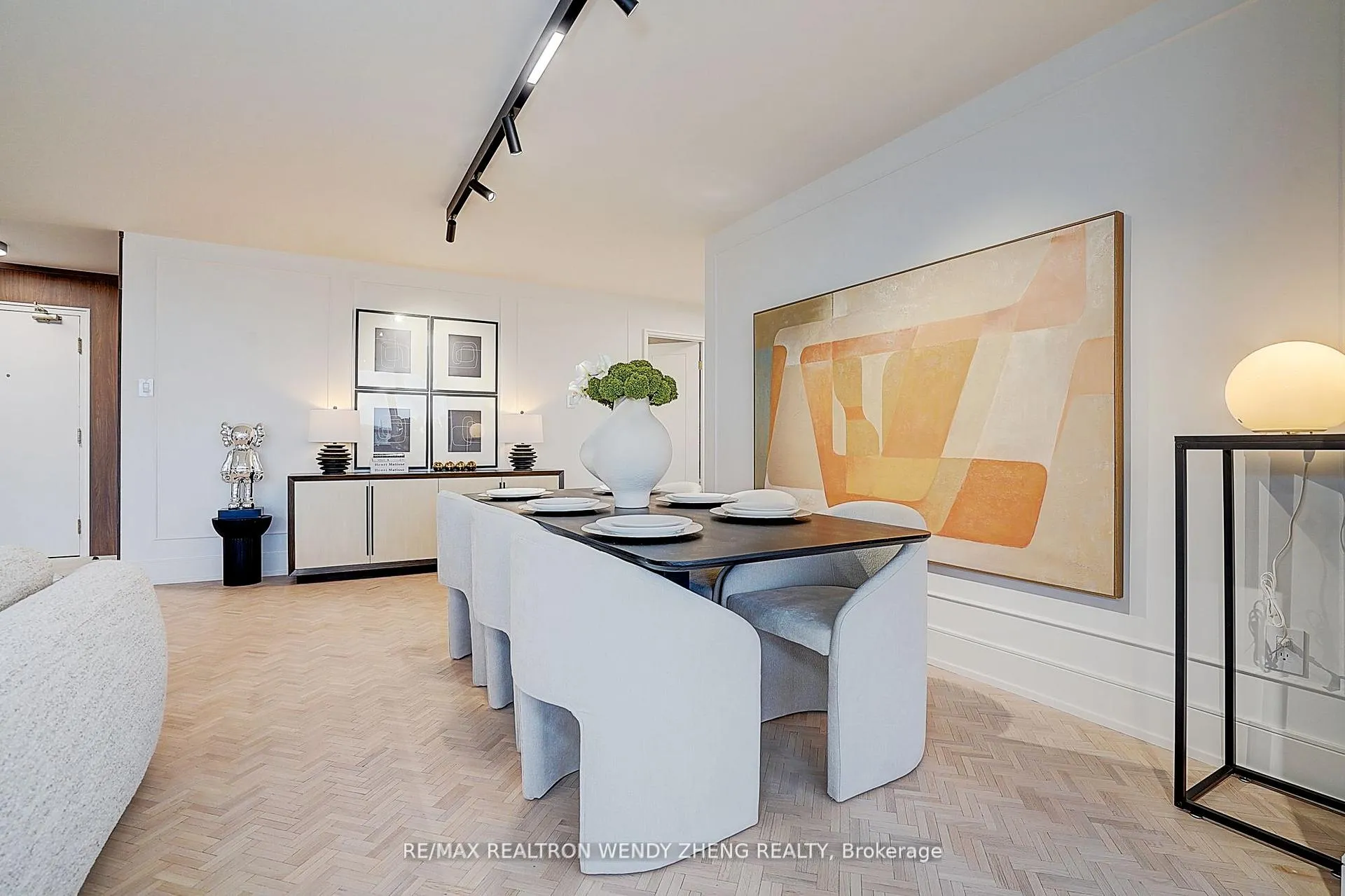 Photo 15 of Unit 608, 1 Clark Avenue W, Vaughan, Crestwood-Springfarm-Yorkhill — HOMEH