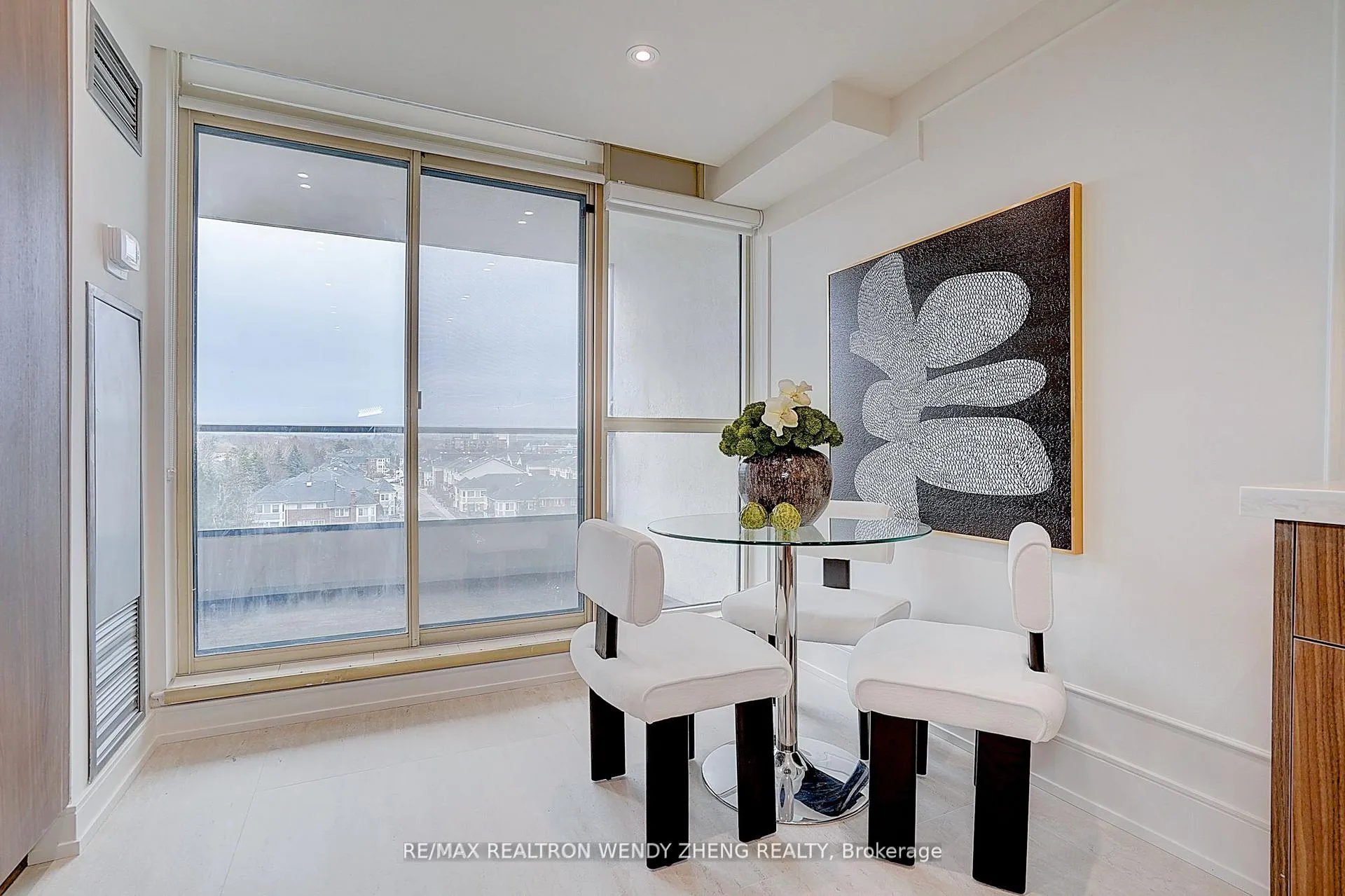 Photo 21 of Unit 608, 1 Clark Avenue W, Vaughan, Crestwood-Springfarm-Yorkhill — HOMEH