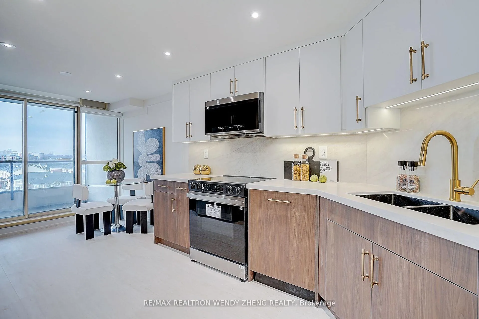Photo 24 of Unit 608, 1 Clark Avenue W, Vaughan, Crestwood-Springfarm-Yorkhill — HOMEH