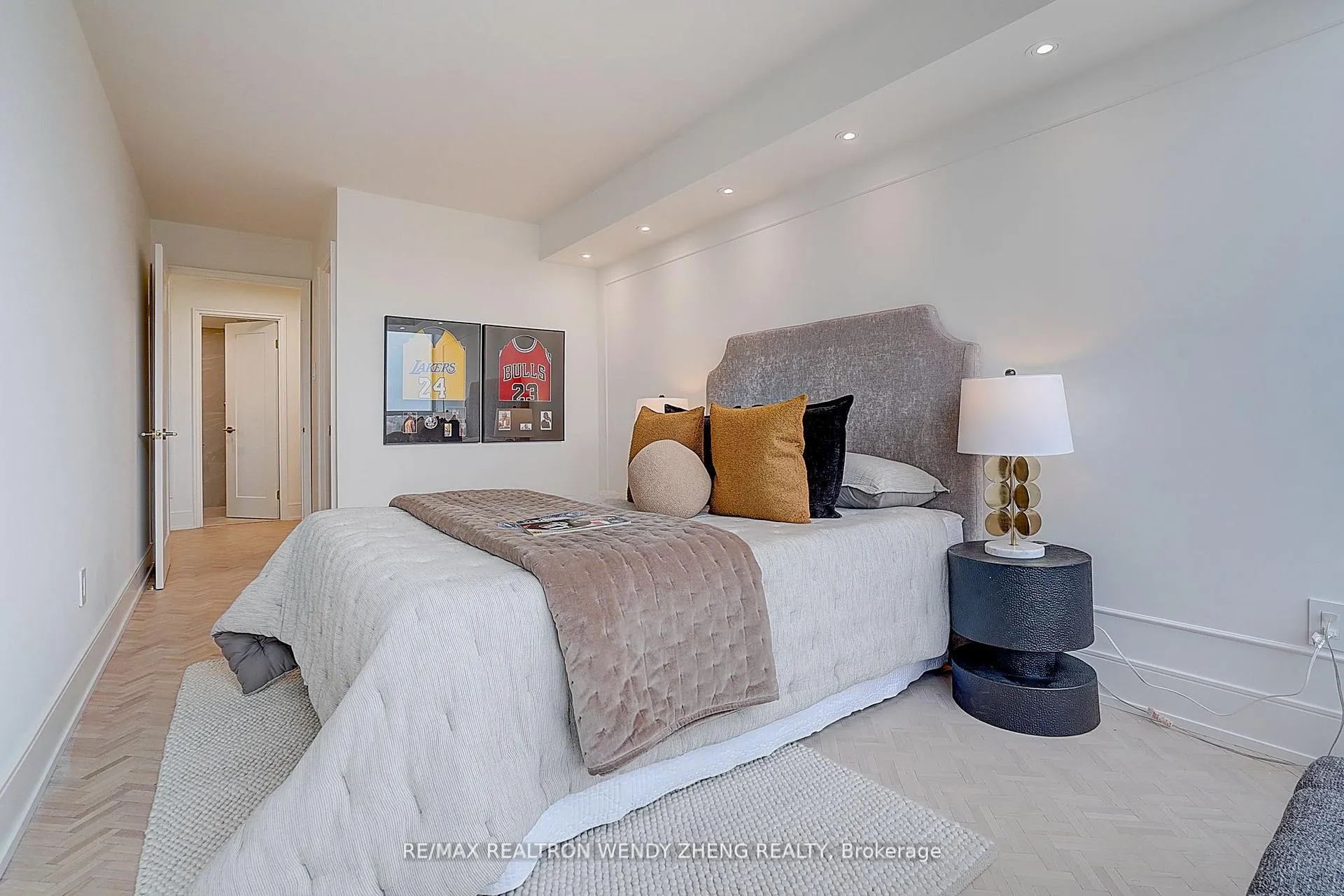 Photo 37 of Unit 608, 1 Clark Avenue W, Vaughan, Crestwood-Springfarm-Yorkhill — HOMEH