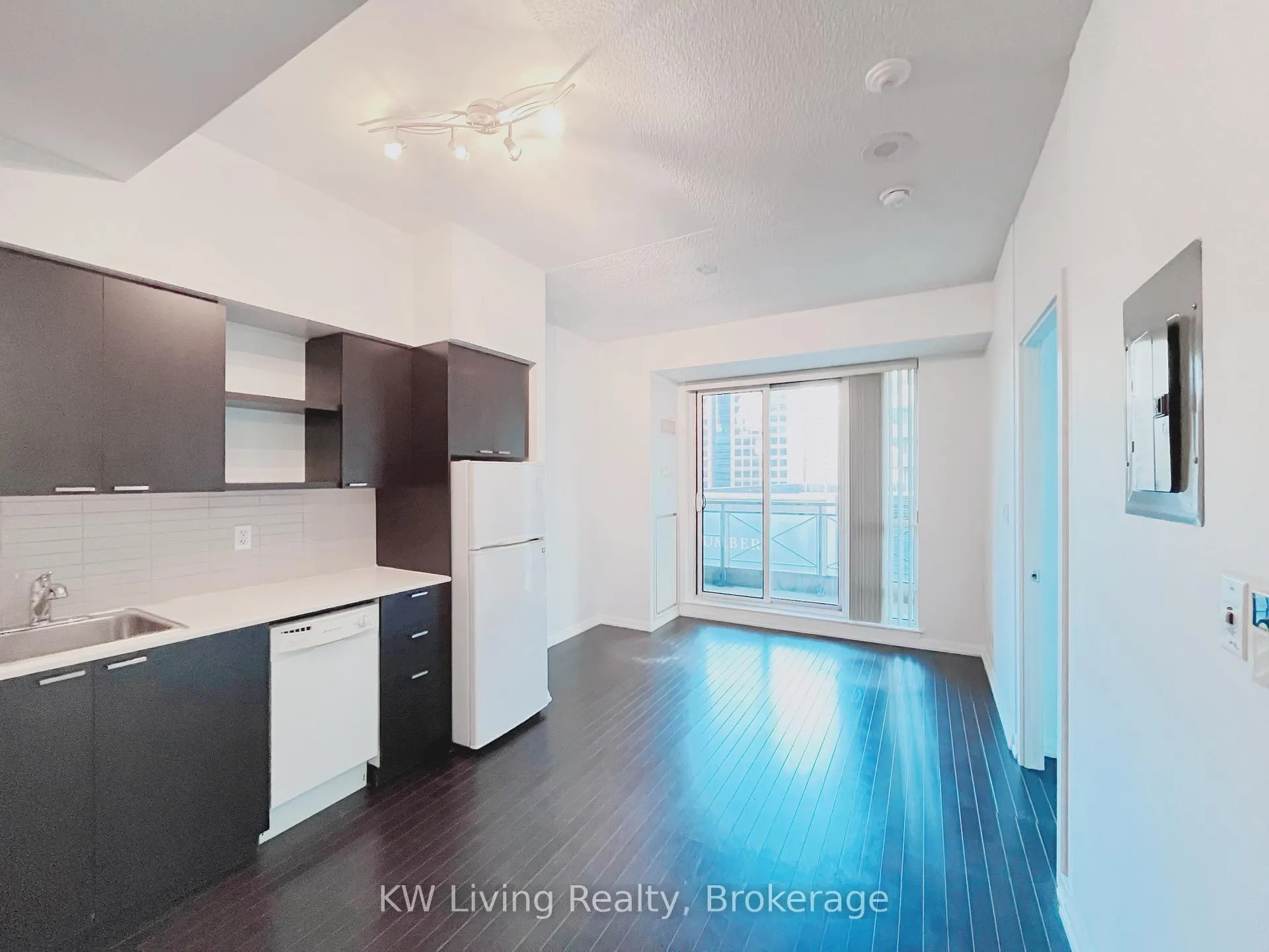 Photo 3 of Unit 1412, 35 Hayden Street, Toronto, Church-Yonge Corridor — HOMEH