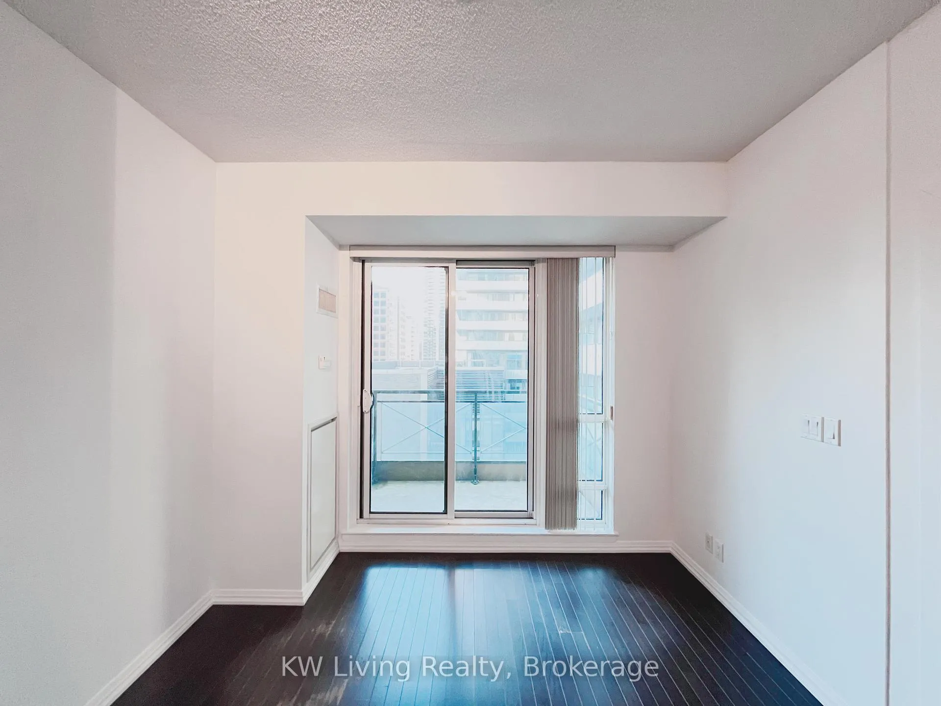 Photo 8 of Unit 1412, 35 Hayden Street, Toronto, Church-Yonge Corridor — HOMEH
