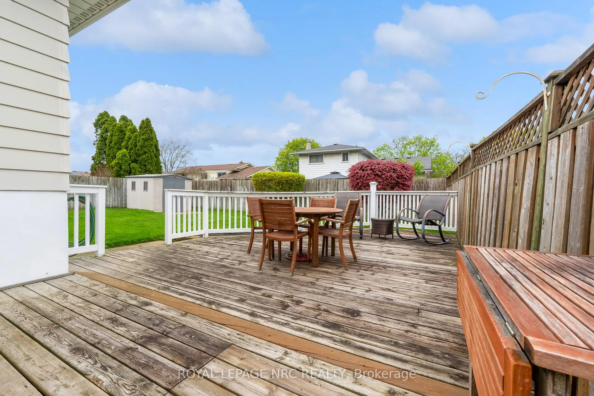Photo 10 of 17 Baraniuk Street, St. Catharines, Lakeport — HOMEH