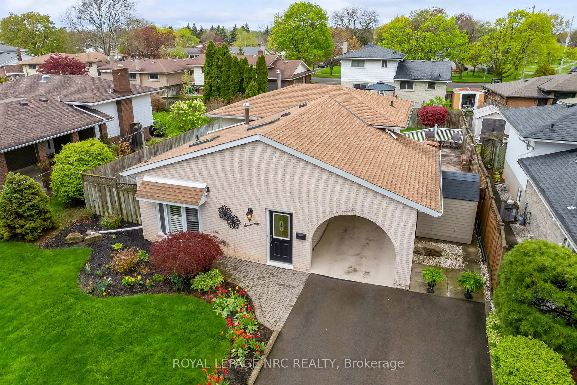 Photo 41 of 17 Baraniuk Street, St. Catharines, Lakeport — HOMEH