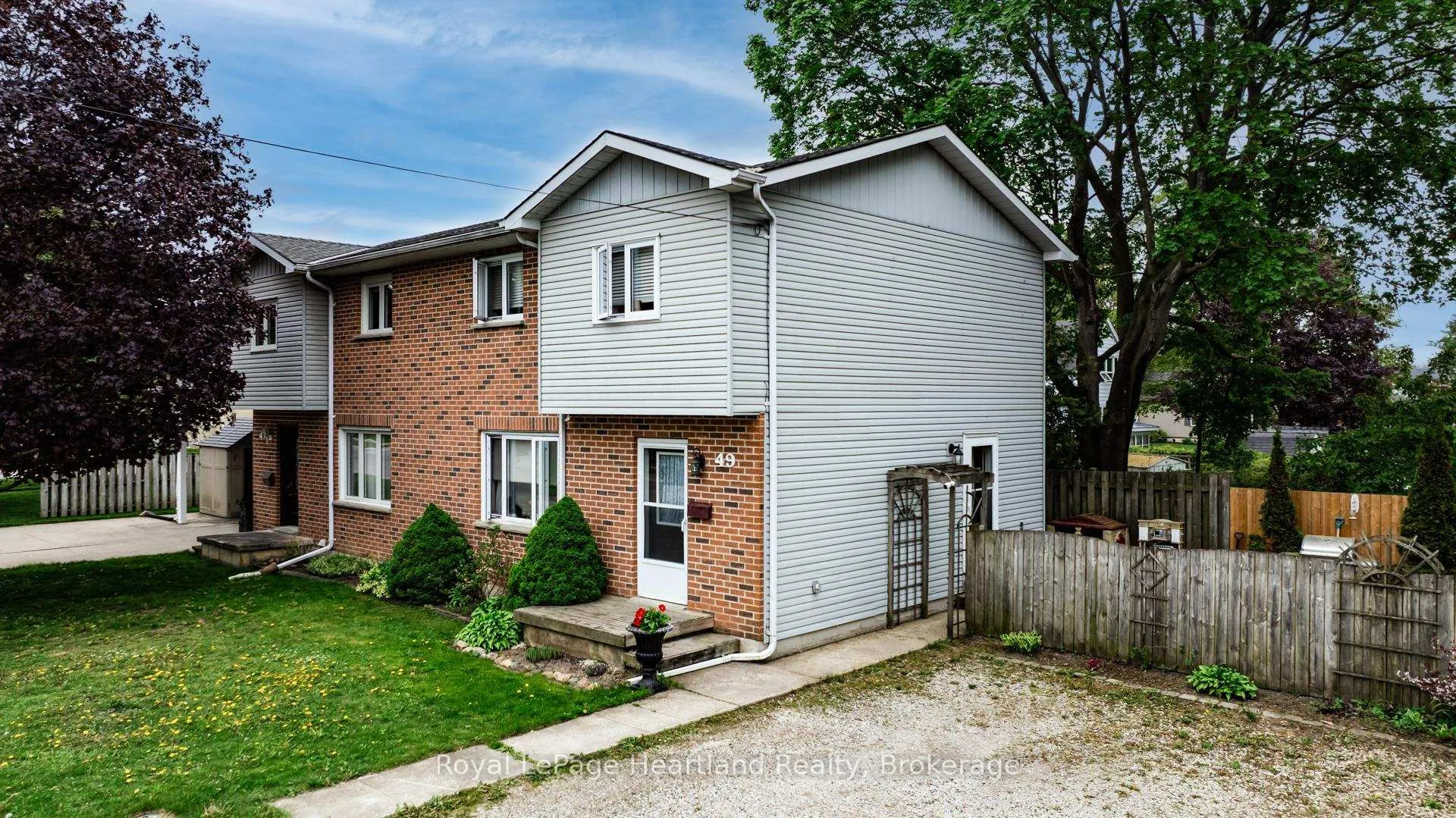 Photo 1 of 49 Wellington Street W, South Huron, Exeter — HOMEH