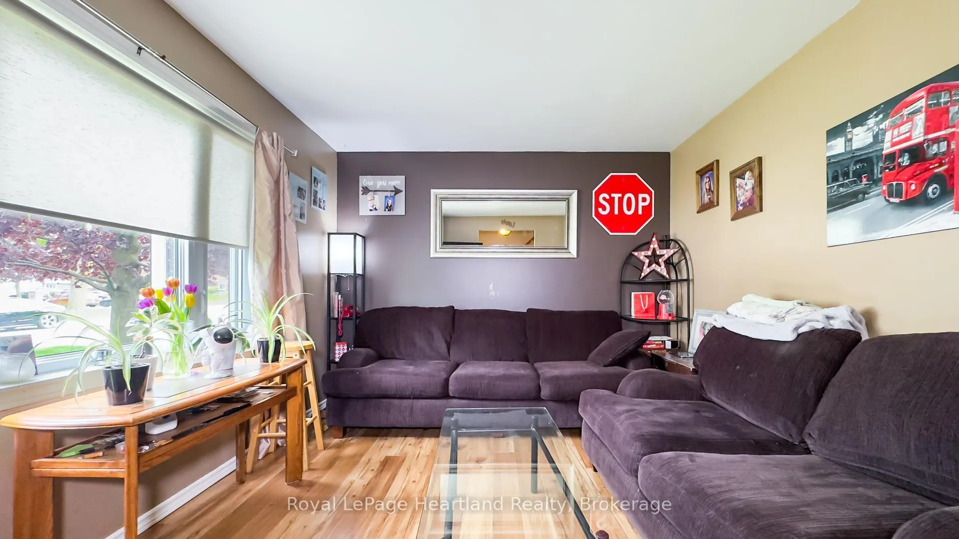 Photo 7 of 49 Wellington Street W, South Huron, Exeter — HOMEH