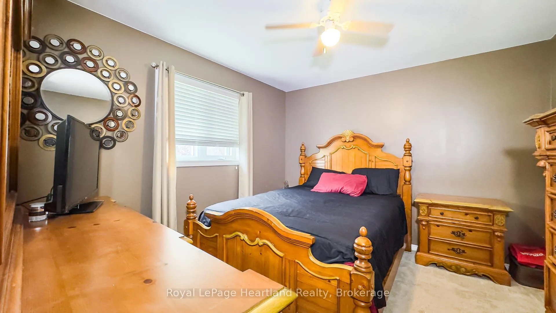 Photo 26 of 49 Wellington Street W, South Huron, Exeter — HOMEH